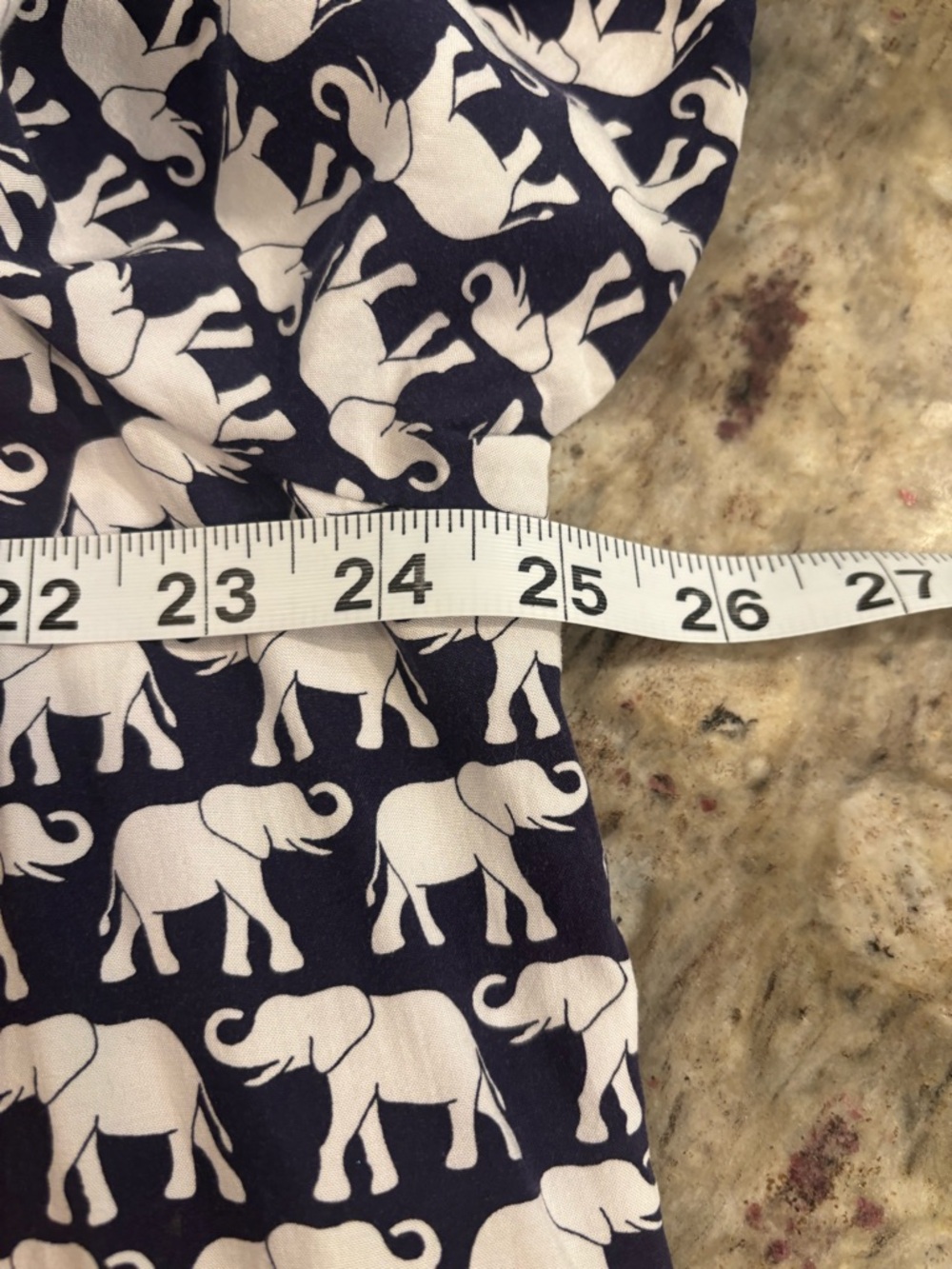 crown & ivy Pink and Navy Geometric Print Tunic - Picture 8 of 9